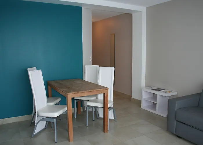 Aparthotel Thalacap 4*