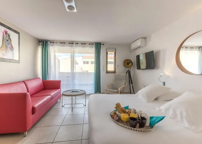 Aparthotel Thalacap 4*