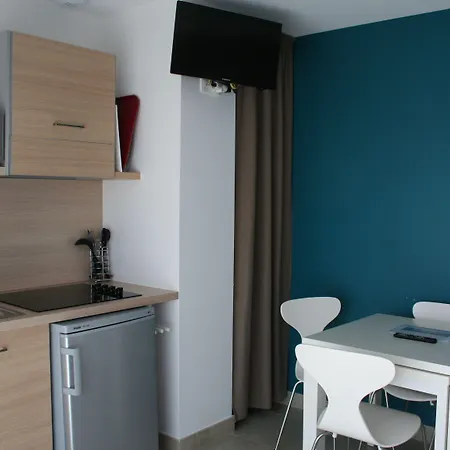 Apartmanhotel Thalacap 4*