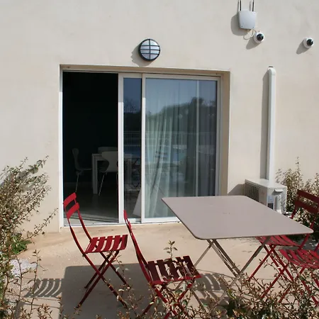 شقة فندقية Thalacap آجد