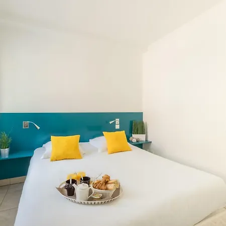 塔拉卡普公寓式酒店 4*