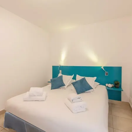 塔拉卡普公寓式酒店 4*