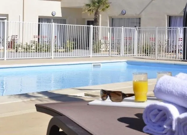 レジデンス タラカップ 4*