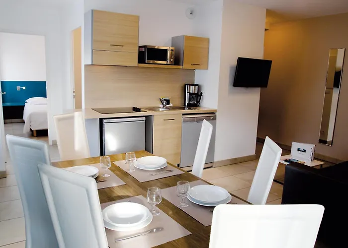 レジデンス タラカップ 4* アグド